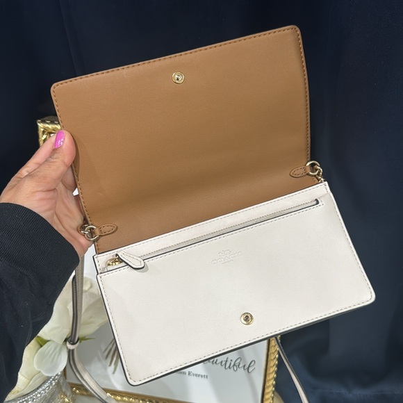 🤍🤎Coach Anna Foldover Clutch Crossbody In Signature Canvas - Picture 12 of 16